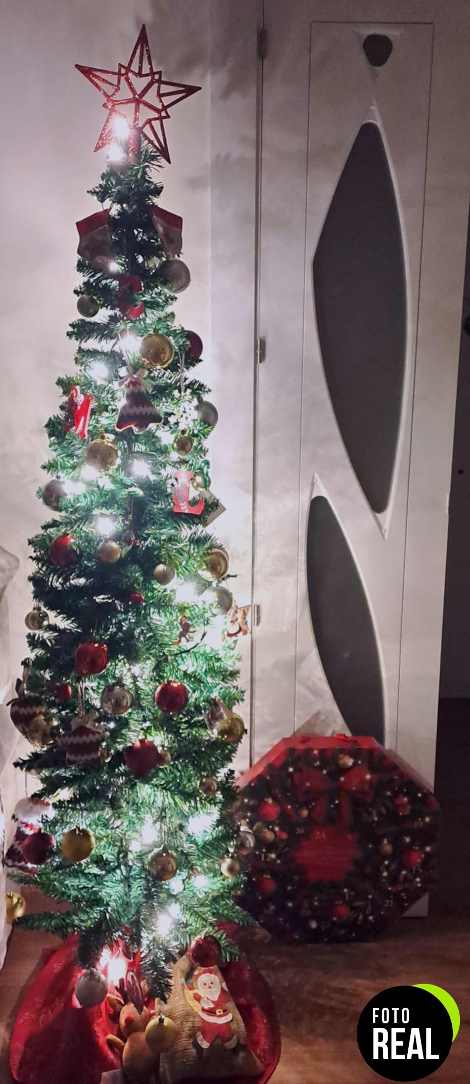 arbol-navidad-homcom-180cm-estrecho-foto-1