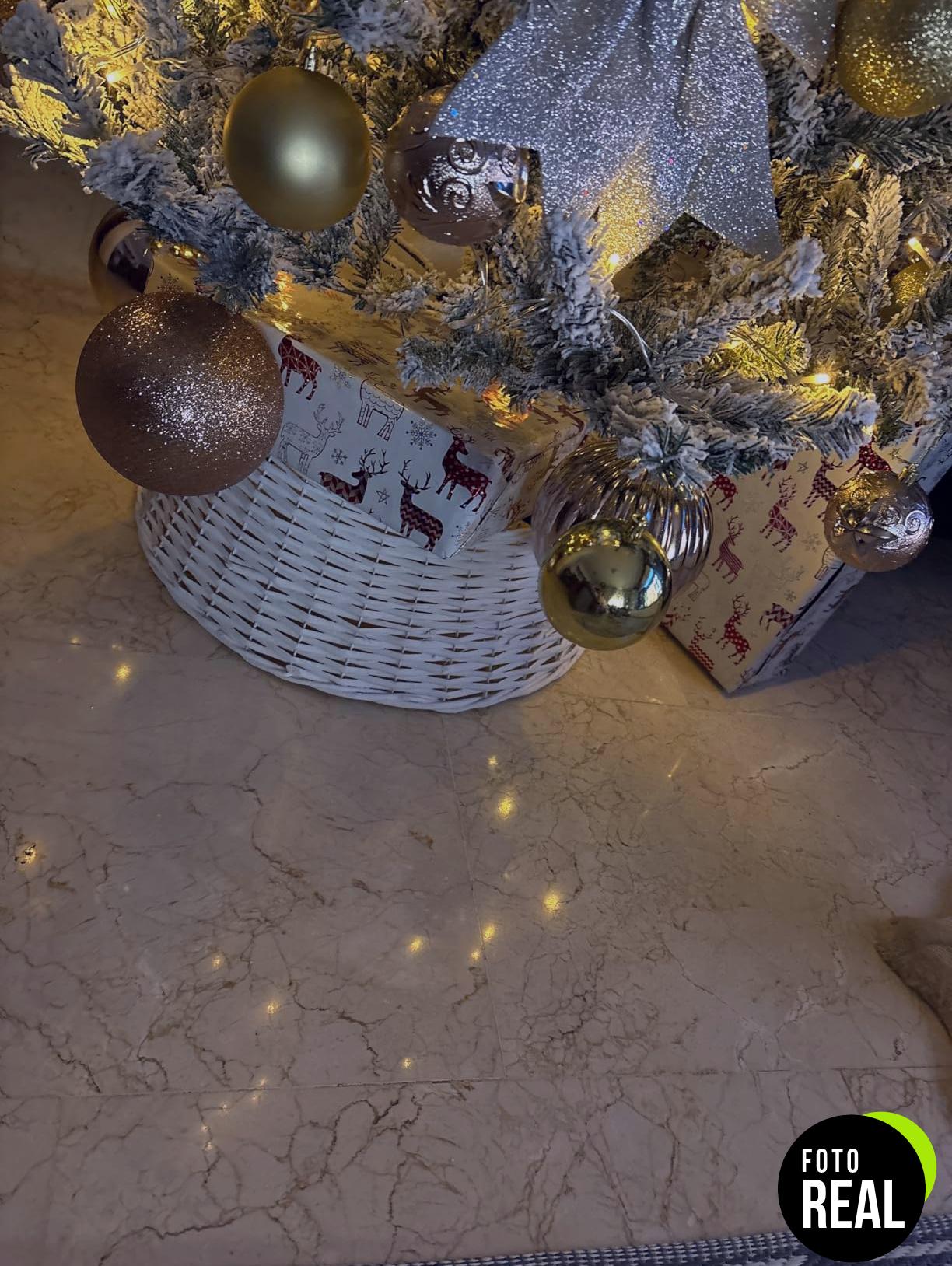 cubre-pie-arbol-navidad-eurasia-mimbre-natural-foto-1