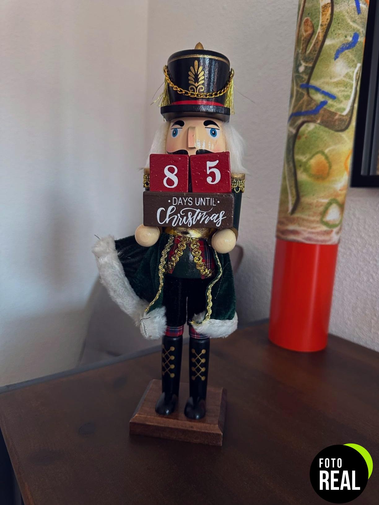 twiddlers-soldado-cascanueces-madera-30cm-foto-3